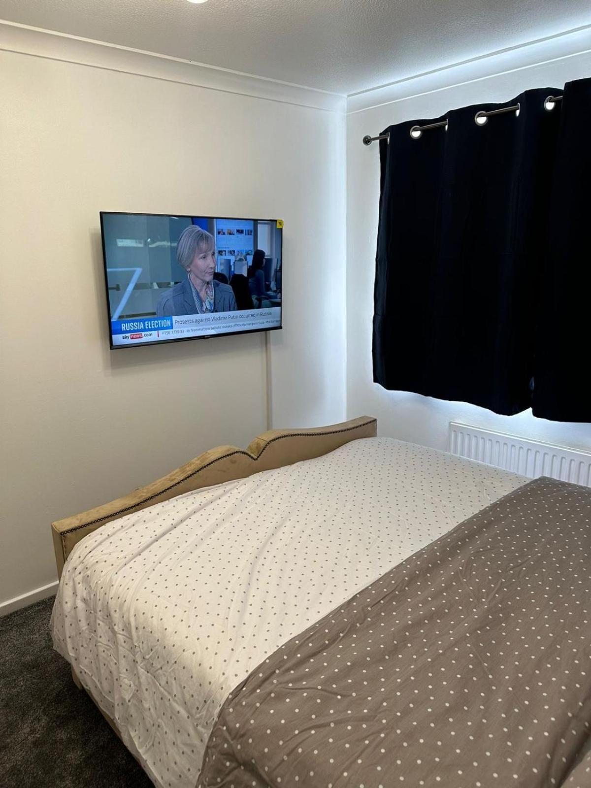 Lovely Two Bedroom Flat Thamesmead  Luaran gambar