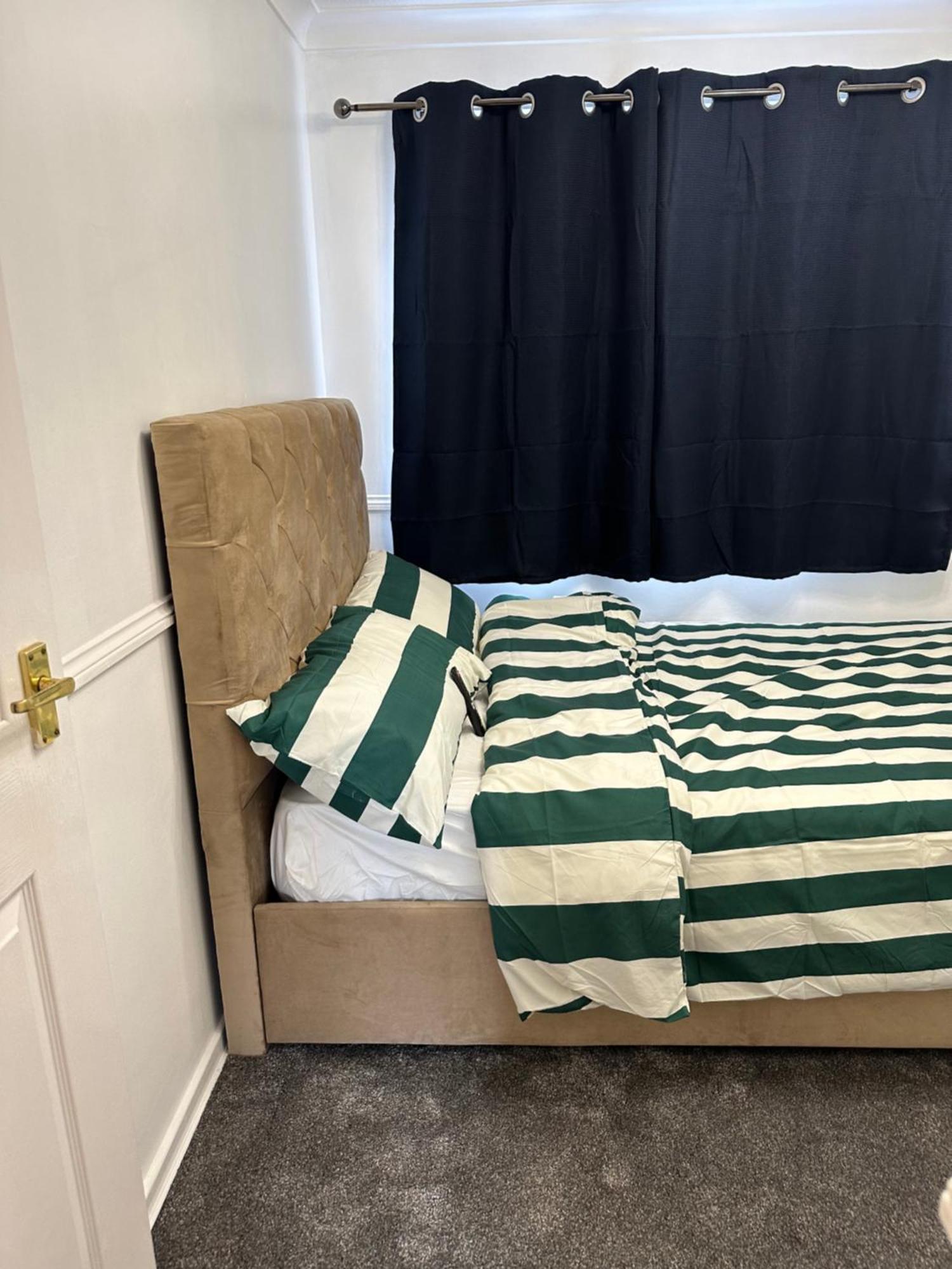 Lovely Two Bedroom Flat Thamesmead  Luaran gambar